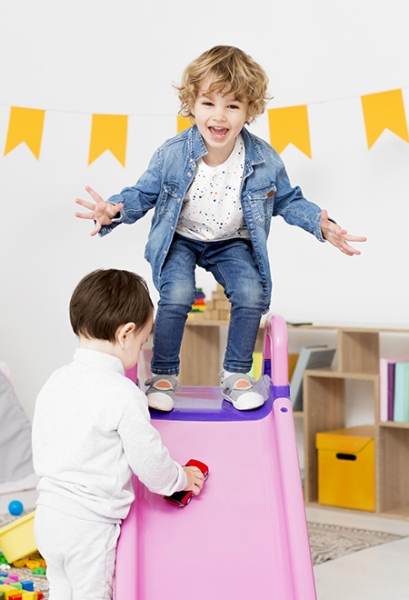Почему детям важно посещать детские игровые комнаты?