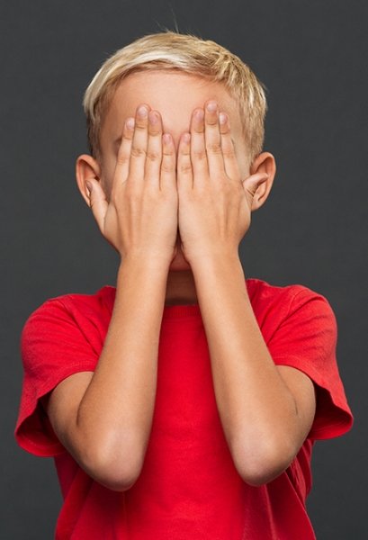 Как психотерапия помогает детям преодолеть эмоциональные травмы